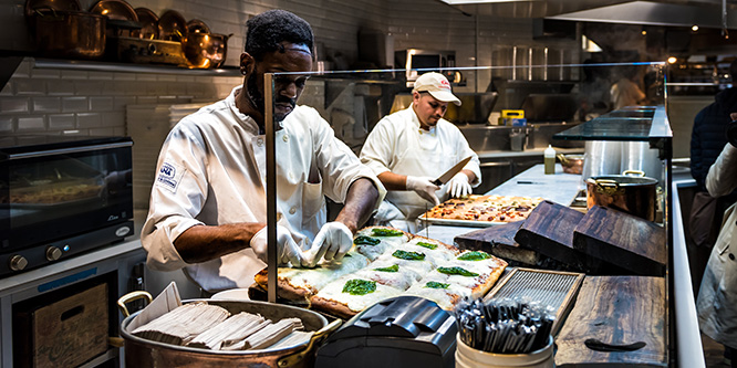 Would grocers benefit from ghost kitchens?